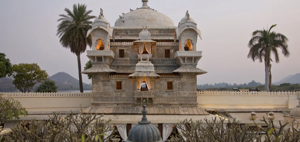 Udaipur Travel Guide